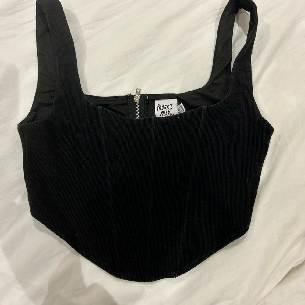 size 8- Princess Polly Top